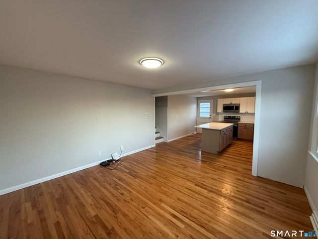 132 Hillside Avenue, New Haven, CT 06512