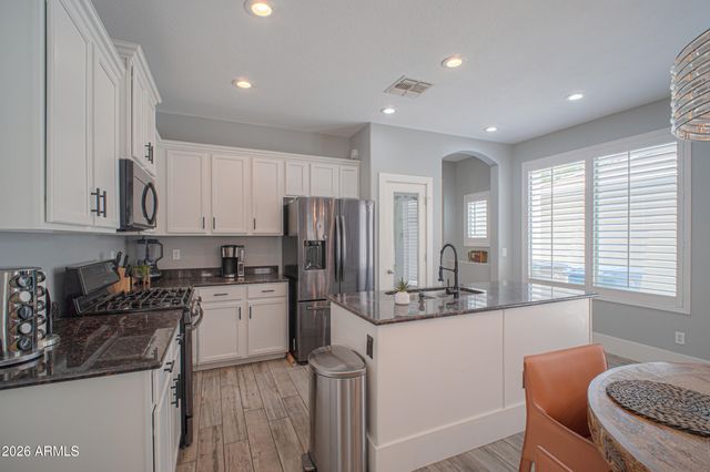19056 E KINGBIRD Court, Queen Creek, AZ 85142