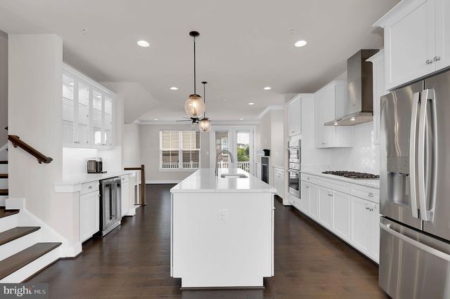 13061 CLARKSBURG SQUARE RD, Clarksburg, MD 20871