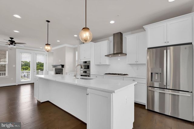13061 CLARKSBURG SQUARE RD, Clarksburg, MD 20871