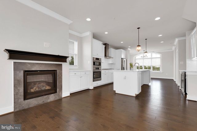 13061 CLARKSBURG SQUARE RD, Clarksburg, MD 20871