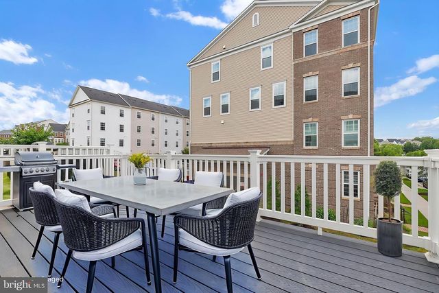 13061 CLARKSBURG SQUARE RD, Clarksburg, MD 20871