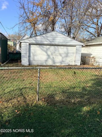 1631 N Erie Street, Toledo, OH 43604