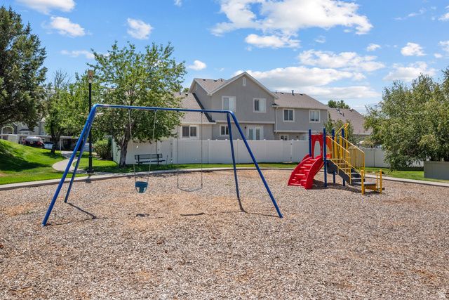 3916 N DAVENCOURT LOOP, Lehi, UT 84048