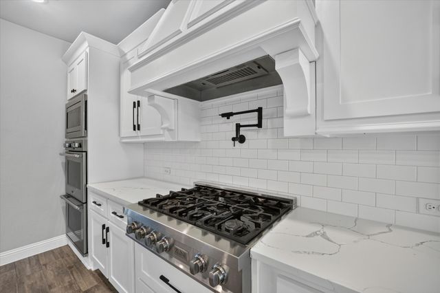 560 Featherstone Lane, Prosper, TX 75078
