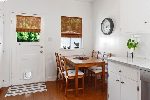 1205 Curtis St, Berkeley, CA 94706