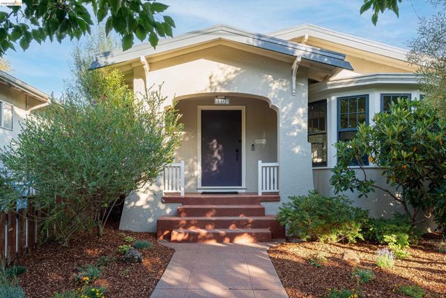 1205 Curtis St, Berkeley, CA 94706