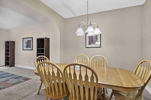 8079 Pelham Drive, Westerville, OH 43081