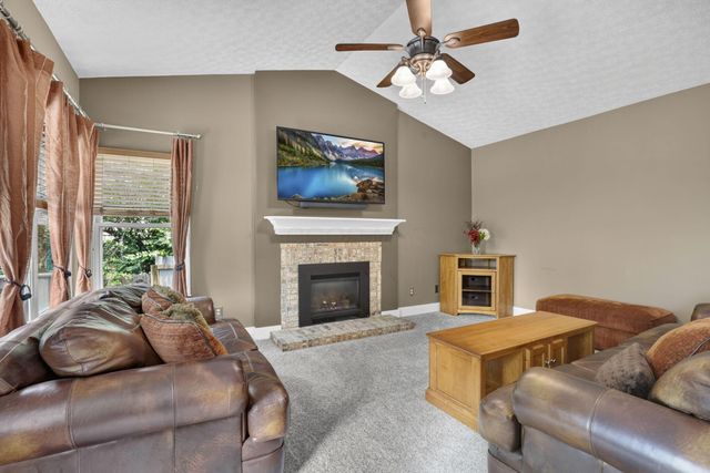 8079 Pelham Drive, Westerville, OH 43081