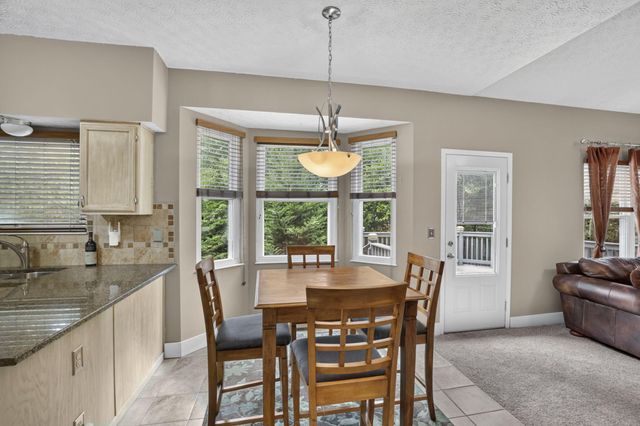 8079 Pelham Drive, Westerville, OH 43081