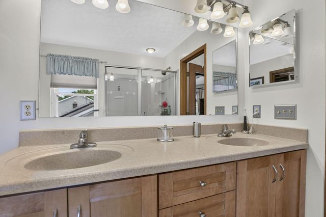 8079 Pelham Drive, Westerville, OH 43081