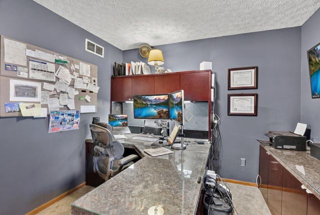8079 Pelham Drive, Westerville, OH 43081