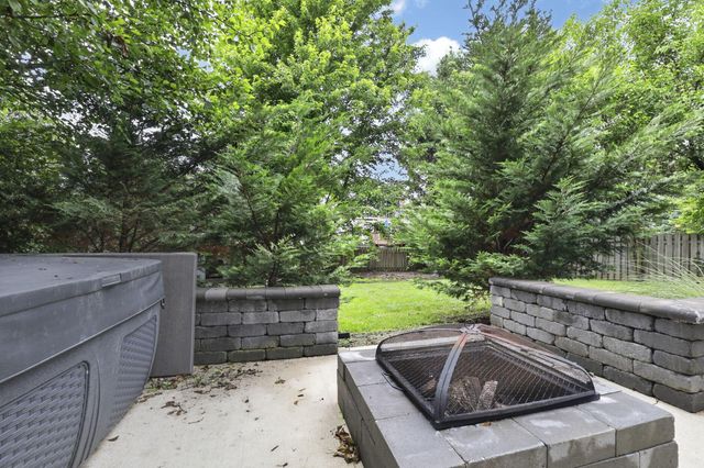 8079 Pelham Drive, Westerville, OH 43081