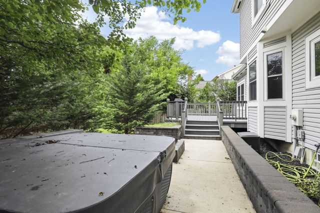 8079 Pelham Drive, Westerville, OH 43081
