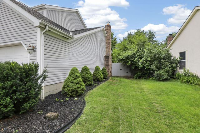 8079 Pelham Drive, Westerville, OH 43081