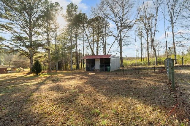 297 Tucker Hollow SE Road, Calhoun, GA 30701