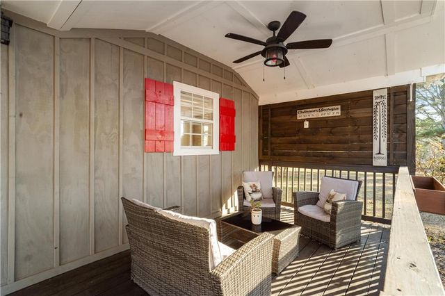 297 Tucker Hollow SE Road, Calhoun, GA 30701