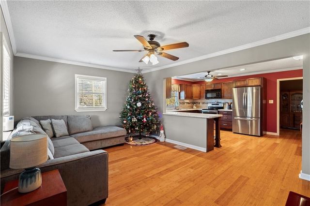 297 Tucker Hollow SE Road, Calhoun, GA 30701