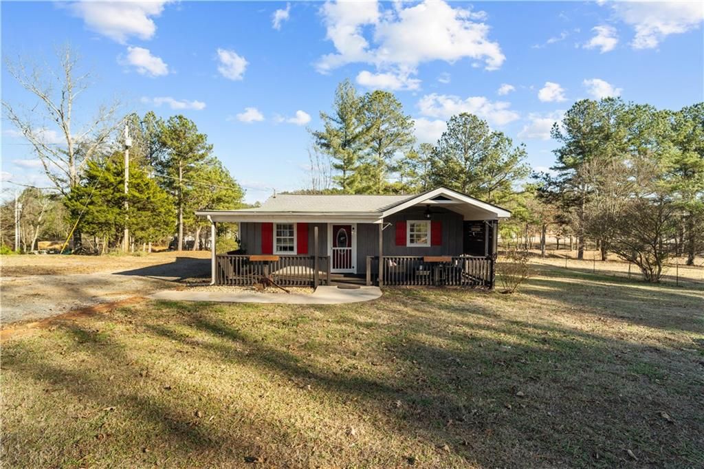 297 Tucker Hollow SE Road, Calhoun, GA 30701