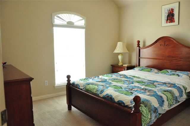 1312 Valley Vista Drive, Irving, TX 75063