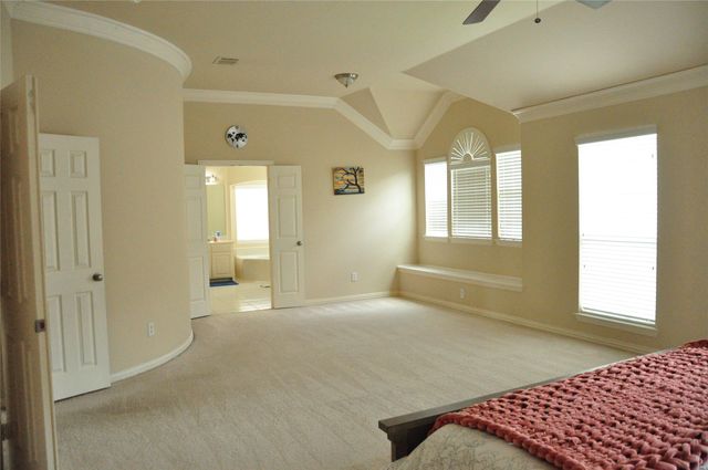 1312 Valley Vista Drive, Irving, TX 75063