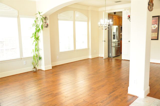 1312 Valley Vista Drive, Irving, TX 75063