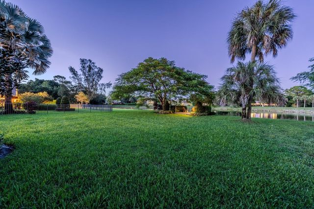 5591 W Leitner Drive, Coral Springs, FL 33067