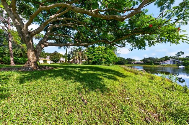5591 W Leitner Drive, Coral Springs, FL 33067