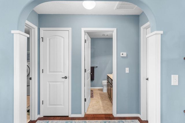 1100 E Fieldstone Drive, Ozark, MO 65721