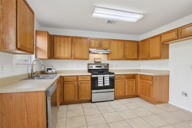 234 Val Verde DR, New Braunfels, TX 78130