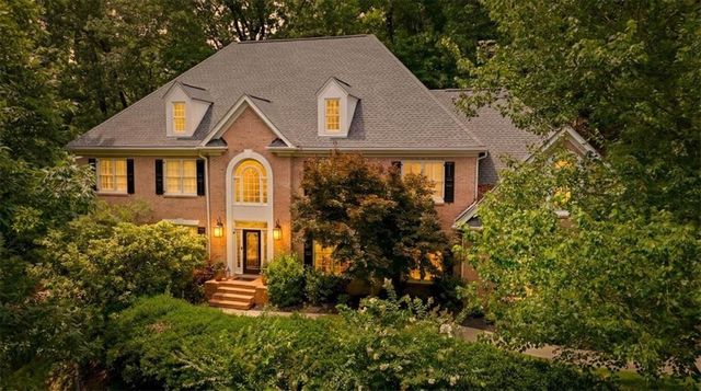 2134 River Cliff Drive, Roswell, GA 30076