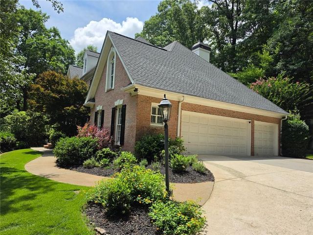 2134 River Cliff Drive, Roswell, GA 30076