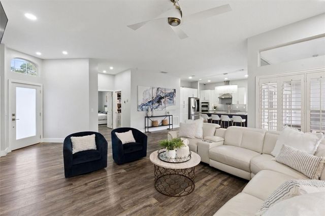 160 WIMBLEDON CIRCLE, Lake Mary, FL 32746