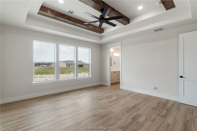 7822 Mathis Creek Dr, Bryan, TX 77808