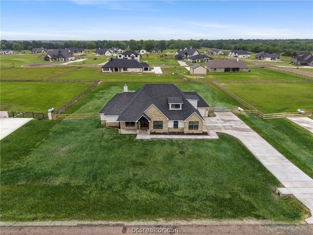 7822 Mathis Creek Dr, Bryan, TX 77808