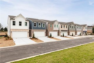 860 Leraes Way, Loganville, GA 30052