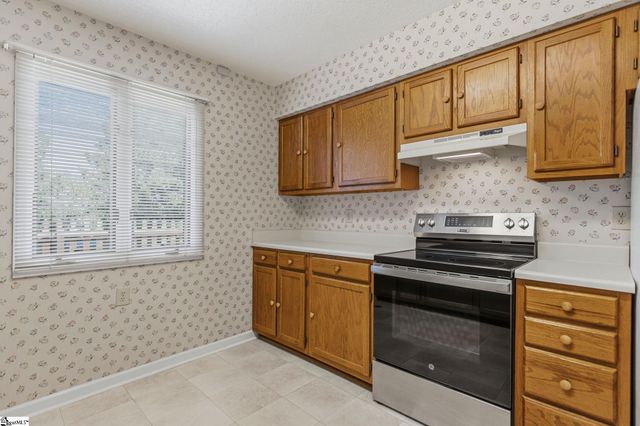 5 Lake Summit Drive, Greenville, SC 29615