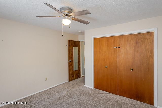 18133 Fostoria Road, Pemberville, OH 43450