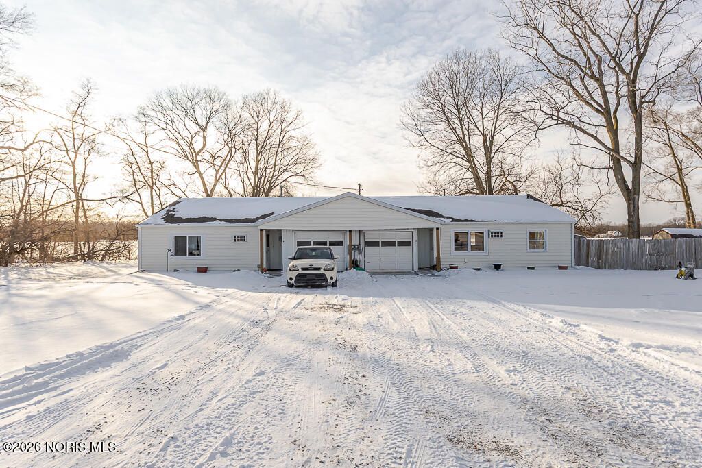 18133 Fostoria Road, Pemberville, OH 43450