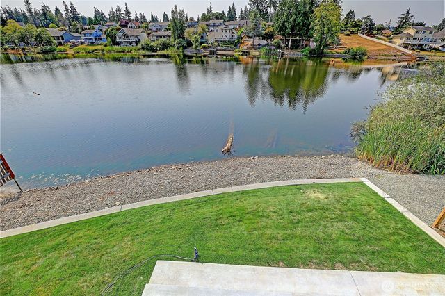 272 Loch Lane, Camano Island, WA 98282