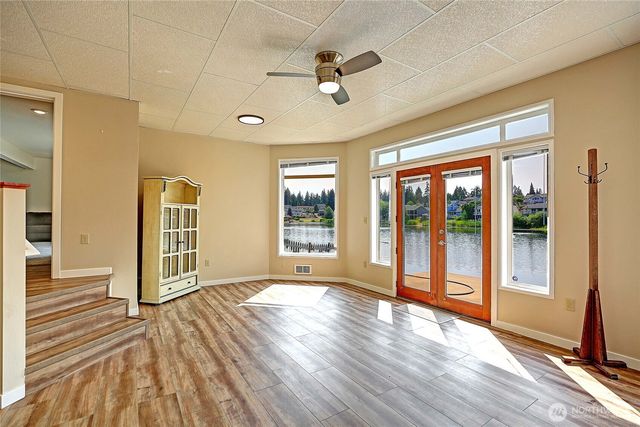 272 Loch Lane, Camano Island, WA 98282