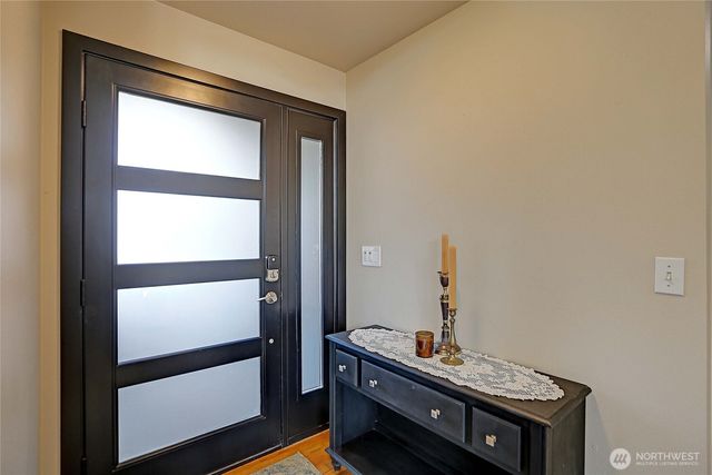 272 Loch Lane, Camano Island, WA 98282