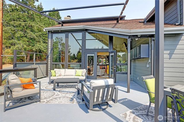 272 Loch Lane, Camano Island, WA 98282
