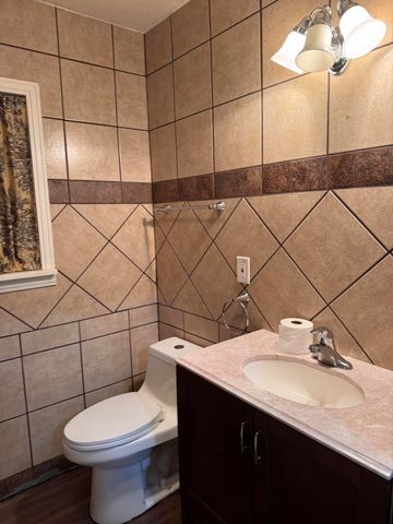 2320 N 3rd Street, Tahoka, TX 79373