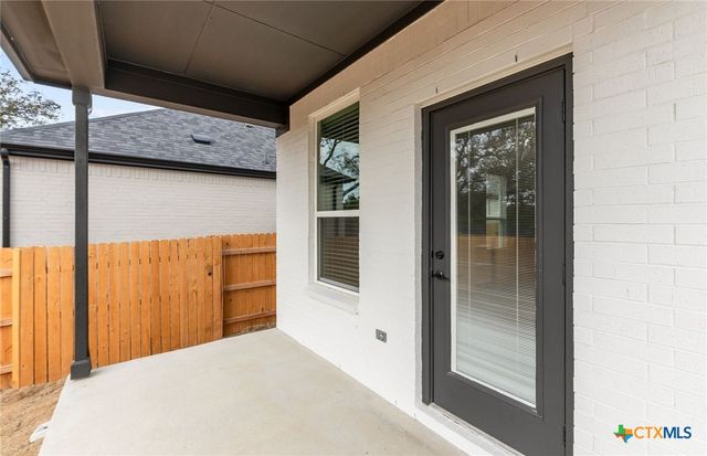 124 Adlai, Georgetown, TX 78633