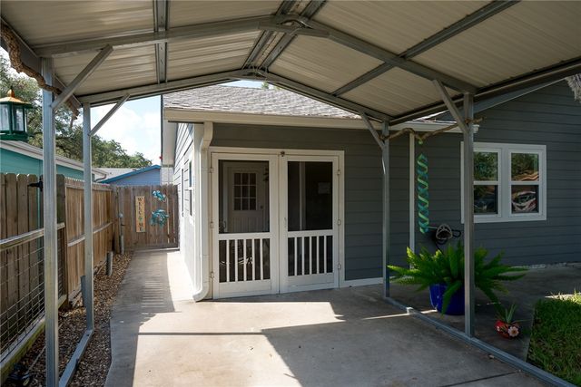 45 Sandra Dr., Fulton, TX 78358