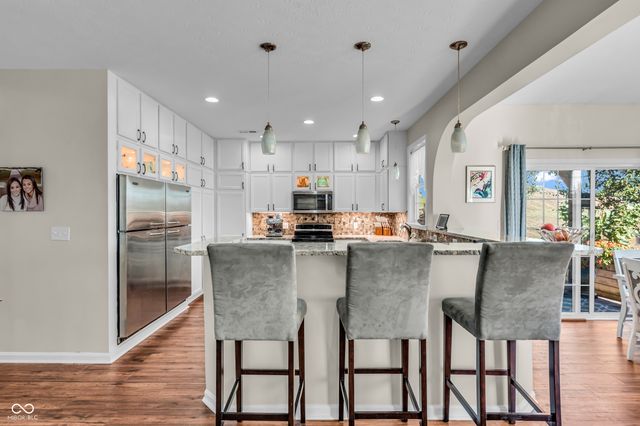 3413 Roundlake Lane, Whitestown, IN 46075