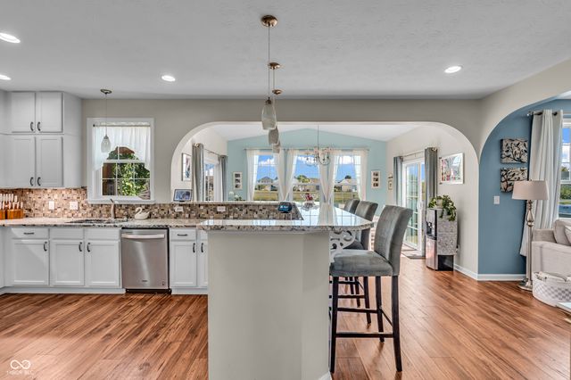 3413 Roundlake Lane, Whitestown, IN 46075