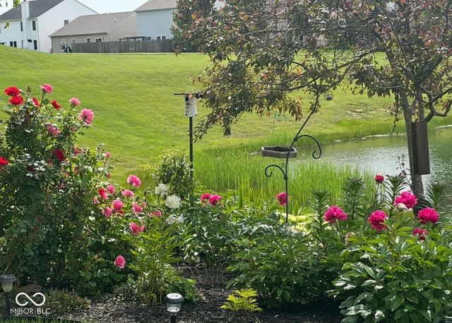 3413 Roundlake Lane, Whitestown, IN 46075