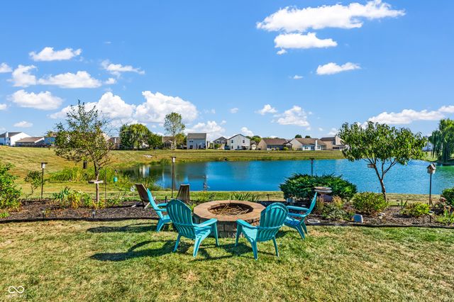 3413 Roundlake Lane, Whitestown, IN 46075